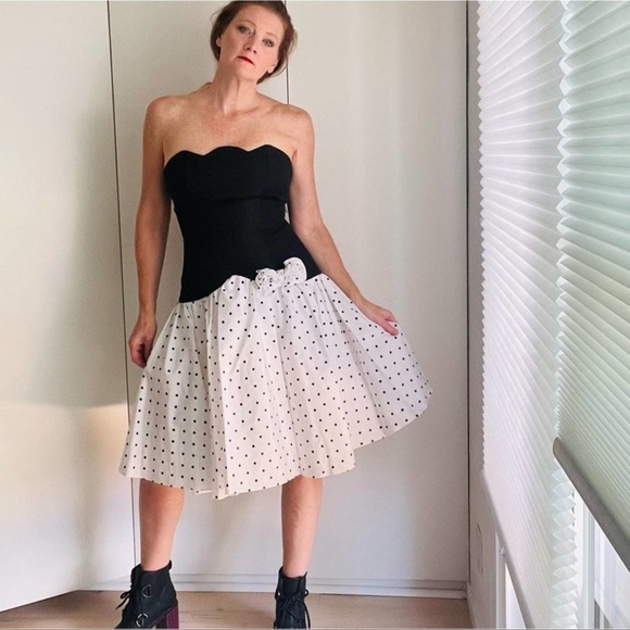 BUNDLES GET 25% off 3 or more - Picture 2 of 16